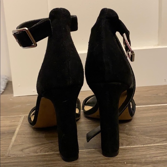 Vince Camuto Black Suede- Textured Heels - Picture 5 of 6